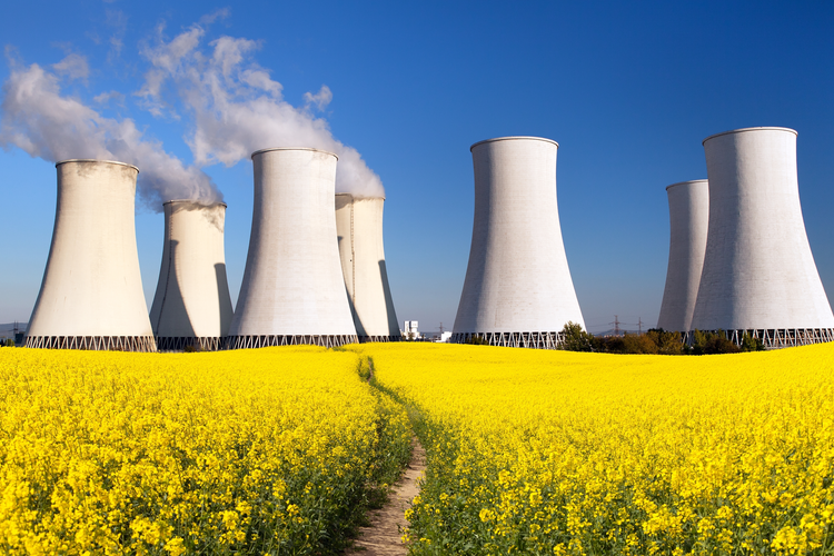 11+ Advantages and Disadvantages of Nuclear Energy | Uses of Nuclear Energy